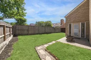 1311 Ambergate Dr, Houston, TX 77077 - Photo 31
