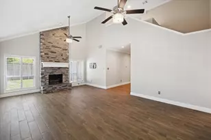 1311 Ambergate Dr, Houston, TX 77077 - Photo 5