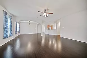 107 Autumn Forest Ln, Conroe, TX 77384 - Photo 11