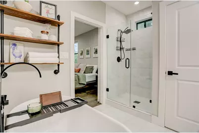 115 E 44th Street, Houston, TX 77018 - Photo 15