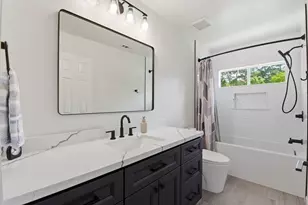 68 E Sandalbranch Cir, The Woodlands, TX 77382 - Photo 29