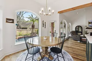 68 E Sandalbranch Cir, The Woodlands, TX 77382 - Photo 15