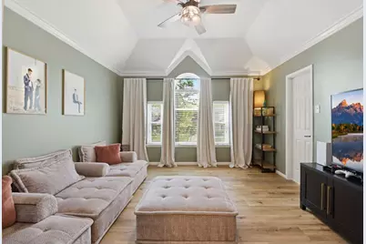 68 E Sandalbranch Circle, The Woodlands, TX 77382 - Photo 25