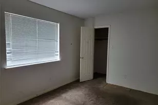 14107 Ballfour Park Ln, Houston, TX 77047 - Photo 11