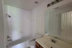 14107 Ballfour Park Ln, Houston, TX 77047 - Photo 13