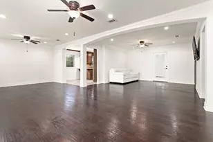 4610 Hardwood Ln, Beaumont, TX 77706 - Photo 7