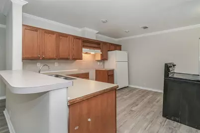 829 Marjorie Street #B, Houston, TX 77088 - Photo 9