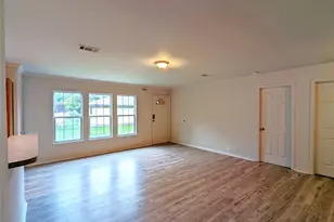 829 Marjorie St, Houston, TX 77088 - Photo 5