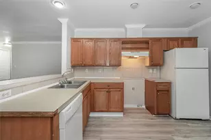 829 Marjorie St, Houston, TX 77088 - Photo 7