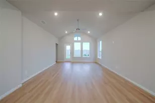 21859 Fitzroy Mnr Ln, Cypress, TX 77433 - Photo 5