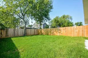 4358 Clover St, Houston, TX 77051 - Photo 29