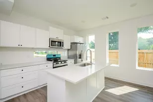 4358 Clover St, Houston, TX 77051 - Photo 5