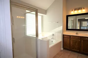 4614 Brazos Bend Dr, Pearland, TX 77584 - Photo 11