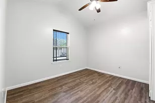 9403 Spaulding St, Houston, TX 77016 - Photo 25