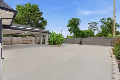 9403 Spaulding Street, Houston, TX 77016 - Photo 5