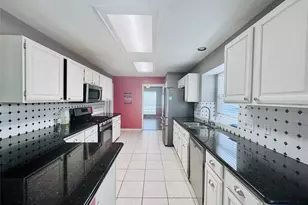 506 Birch Hill Dr, Sugar Land, TX 77479 - Photo 9