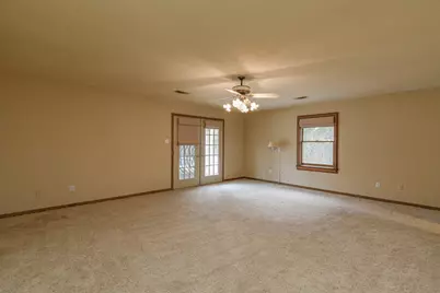 623 Fox Hollow Lane, Pasadena, TX 77504 - Photo 19