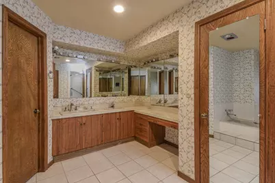 623 Fox Hollow Lane, Pasadena, TX 77504 - Photo 23