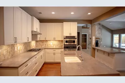 9 Huntsmans Horn Circle, The Woodlands, TX 77380 - Photo 11