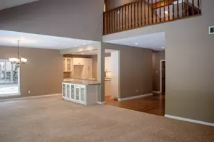9 Huntsmans Horn Cir, The Woodlands, TX 77380 - Photo 5