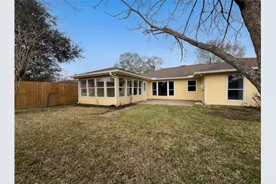 2791 Spring Moss Drive, League City, TX 77573 - Photo 5