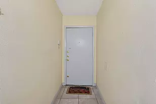 8360 Jorine Dr, Houston, TX 77036 - Photo 7