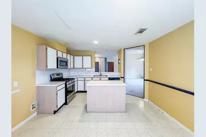 6835 Haven Creek Drive, Katy, TX 77449 - Photo 15