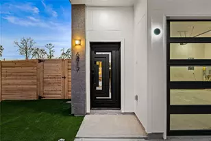 2021 Wilburforce Street W, Houston, TX 77091 - Photo 13
