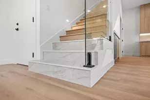 2021 Wilburforce Street W, Houston, TX 77091 - Photo 33