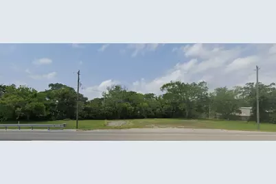 9122 Highway 6, Hitchcock, TX 77563 - Photo 1
