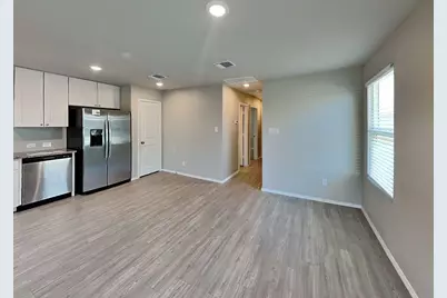 5450 Verdugos Palace, San Antonio, TX 78244 - Photo 5