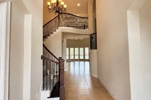 5423 Lachlan Springs Ln, Sugar Land, TX 77479 - Photo 3