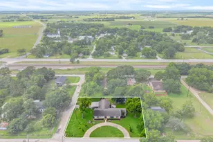 5707 Guyler St, Wallis, TX 77485 - Photo 39