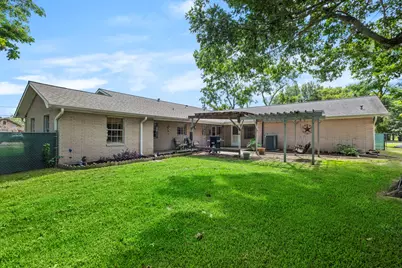 5707 Guyler Street, Wallis, TX 77485 - Photo 7