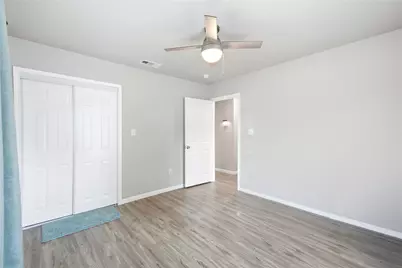 1422 Wayside Drive, Texas City, TX 77590 - Photo 21