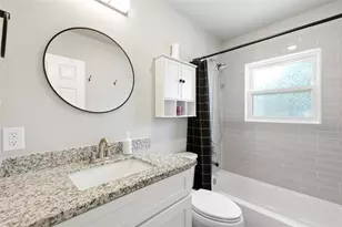 1422 Wayside Dr, Texas City, TX 77590 - Photo 19