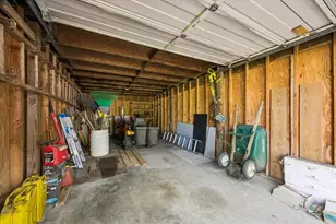 12511 Britt Rd, Pearland, TX 77584 - Photo 27