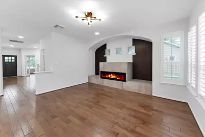 143 Velvet Grass Court, The Woodlands, TX 77382 - Photo 5