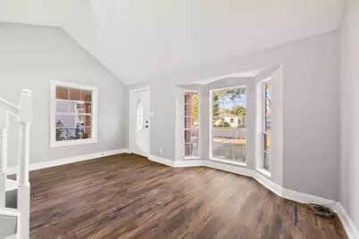 10206 Norvic Street, Houston, TX 77029 - Photo 5