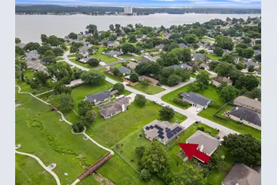 327 Cape Conroe Drive, Montgomery, TX 77356 - Photo 33