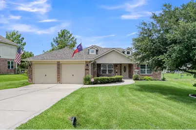 327 Cape Conroe Drive, Montgomery, TX 77356 - Photo 1