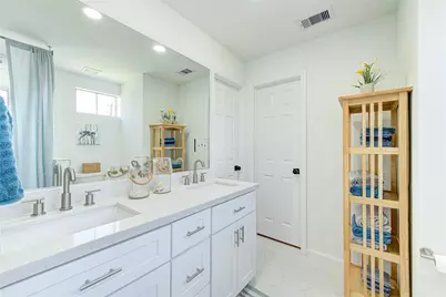 411 Galley Way, Freeport, TX 77541 - Photo 5