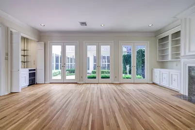 15910 S Barkers Landing Road, Houston, TX 77079 - Photo 5