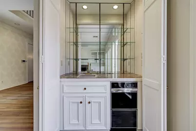 15910 S Barkers Landing Road, Houston, TX 77079 - Photo 11