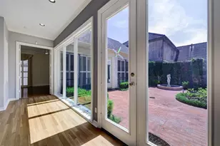 15910 S Barkers Landing Rd, Houston, TX 77079 - Photo 7