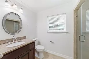 211 Faust Ln, Houston, TX 77024 - Photo 25