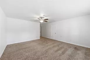 211 Faust Ln, Houston, TX 77024 - Photo 37