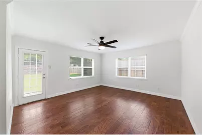 211 Faust Lane, Houston, TX 77024 - Photo 25