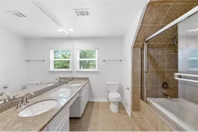 211 Faust Lane, Houston, TX 77024 - Photo 37