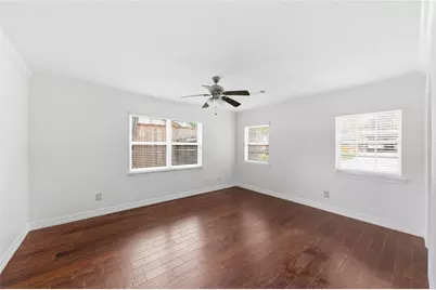211 Faust Lane, Houston, TX 77024 - Photo 23